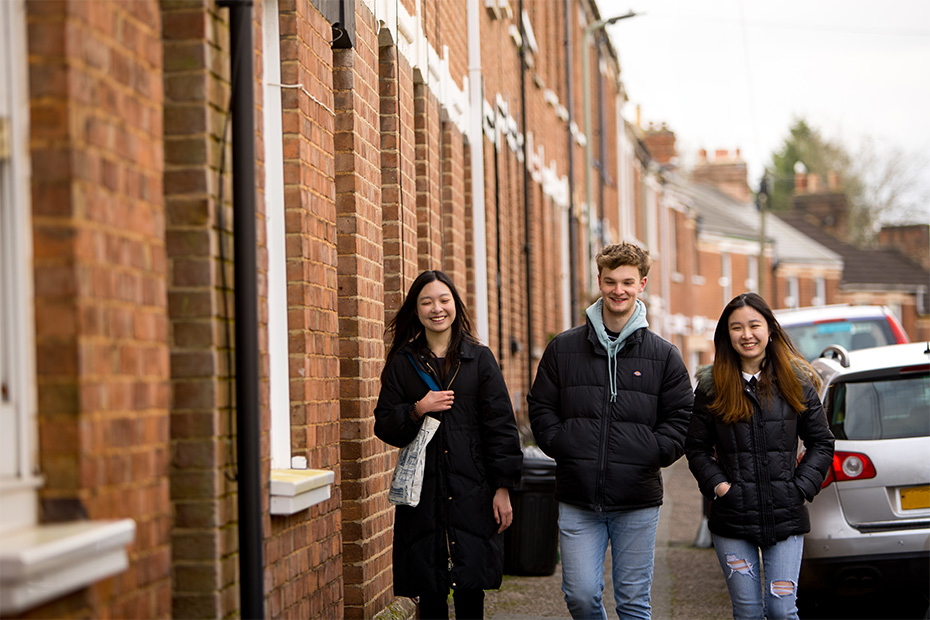 Tips for Finding Accommodation in the City