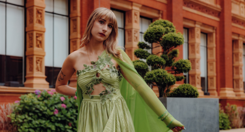 Alumna lives out their wildest Swiftie dreams as V&A Taylor Swift Superfan Advisor