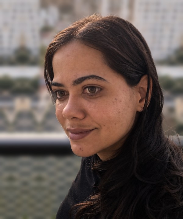 Dr. Karina Gonçalves