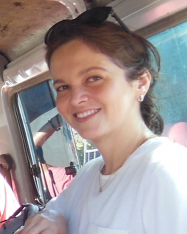 Dr. Lidiany Carvalho