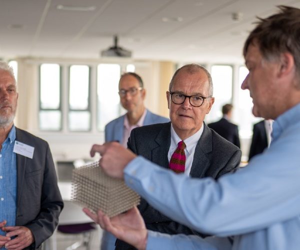 Exeter leads pioneering new research collective- designed to spearhead the UK’s cutting-edge 3D nanoscale metamaterials science