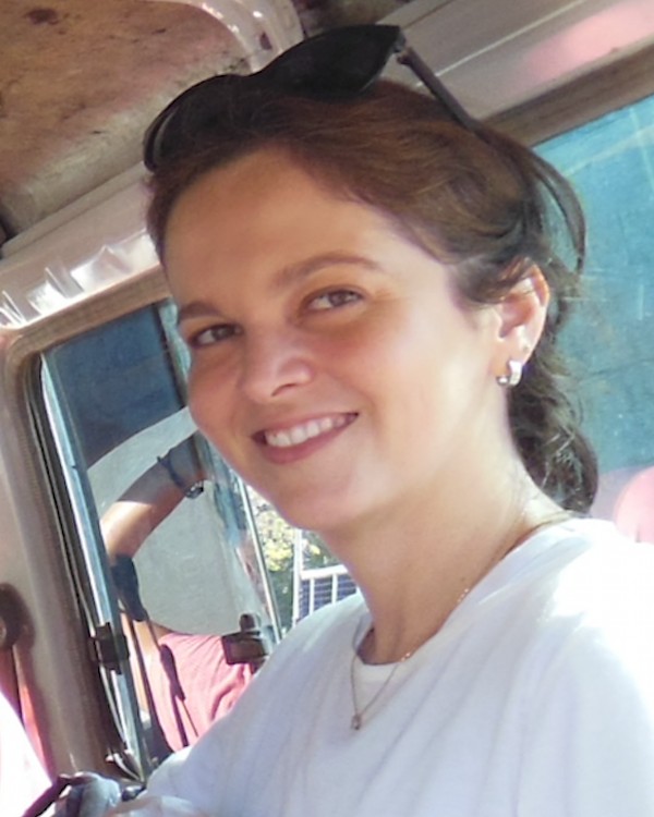 Dr Lidiany Carvalho